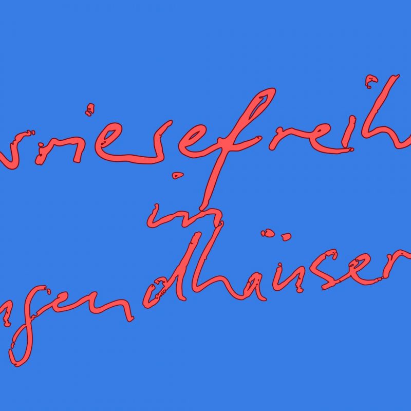 Handschriftlich gestaltete Schrift auf blauem Hintergrund. In roter Farbe steht der Text: „Barrierefreiheit in Jugendhäusern“. Die Schrift ist verspielt, leicht unregelmäßig und wirkt wie mit einem Marker gezeichnet. In den Ecken des Bildes verlaufen feine, rote Linien.